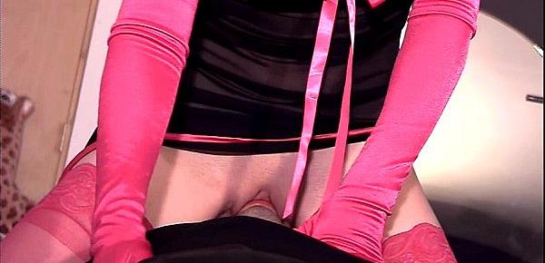  Facesitting in pink lingerie